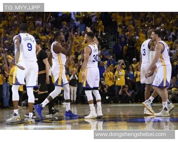 广州篮球队实力分析与欧冠足球的深度探讨 广州篮球队实力分析与欧冠足球的深度探讨